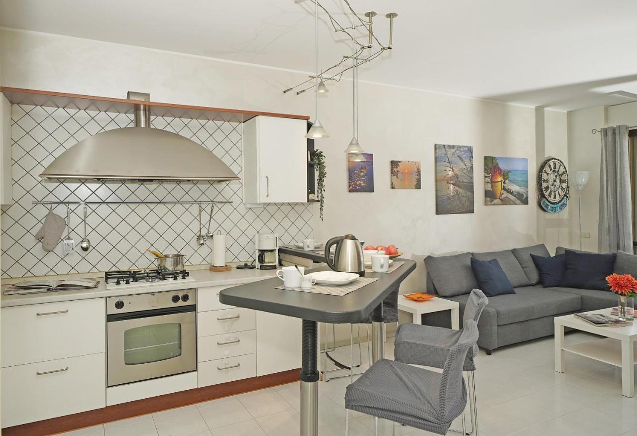 Apartament Casa Rudi - Gardagate Sirmione Zewnętrze zdjęcie